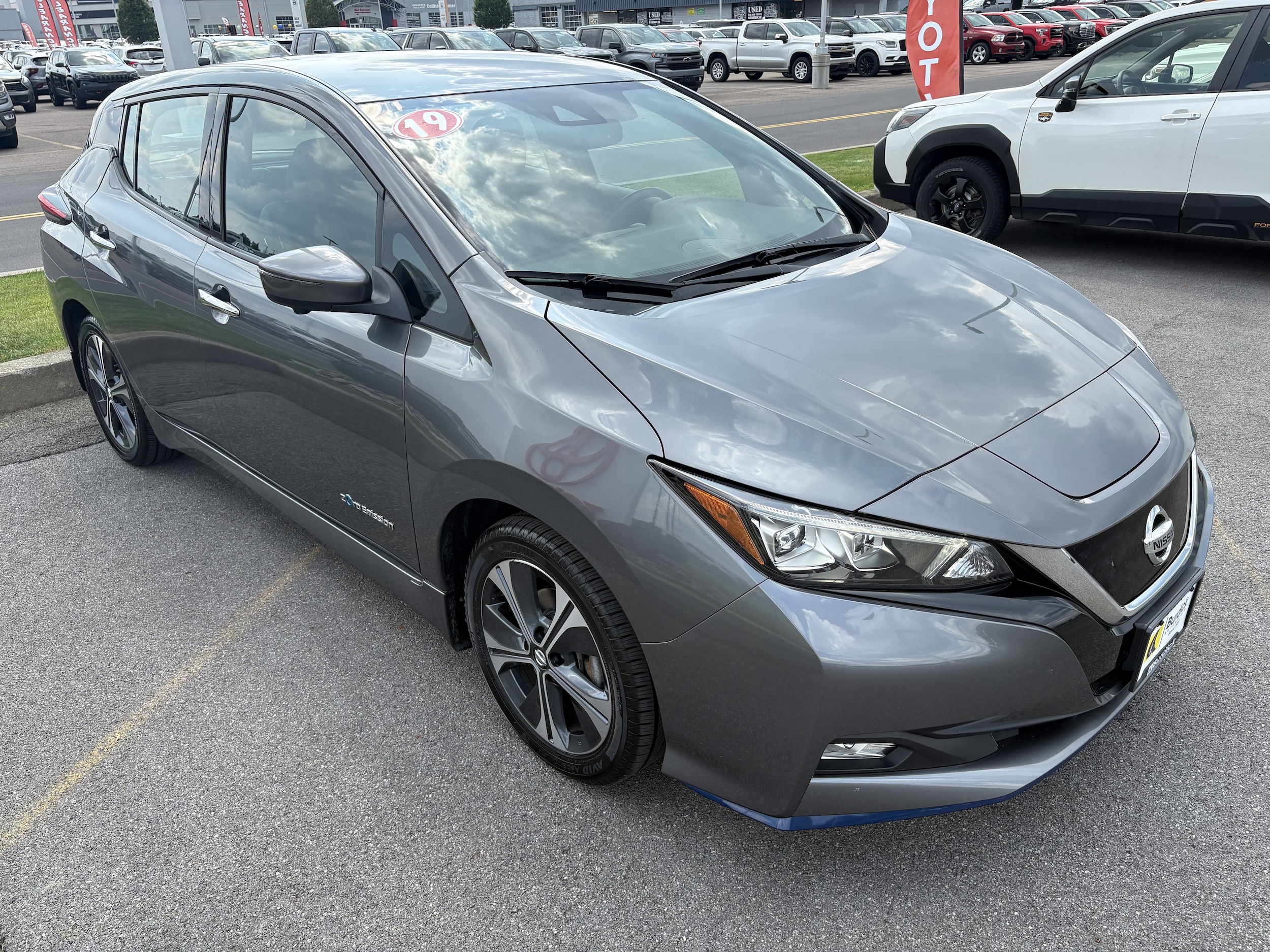 nissan leaf 2019 1N4BZ1CP7KC313809 image nissan leaf 2019 1N4BZ1CP7KC313809 image