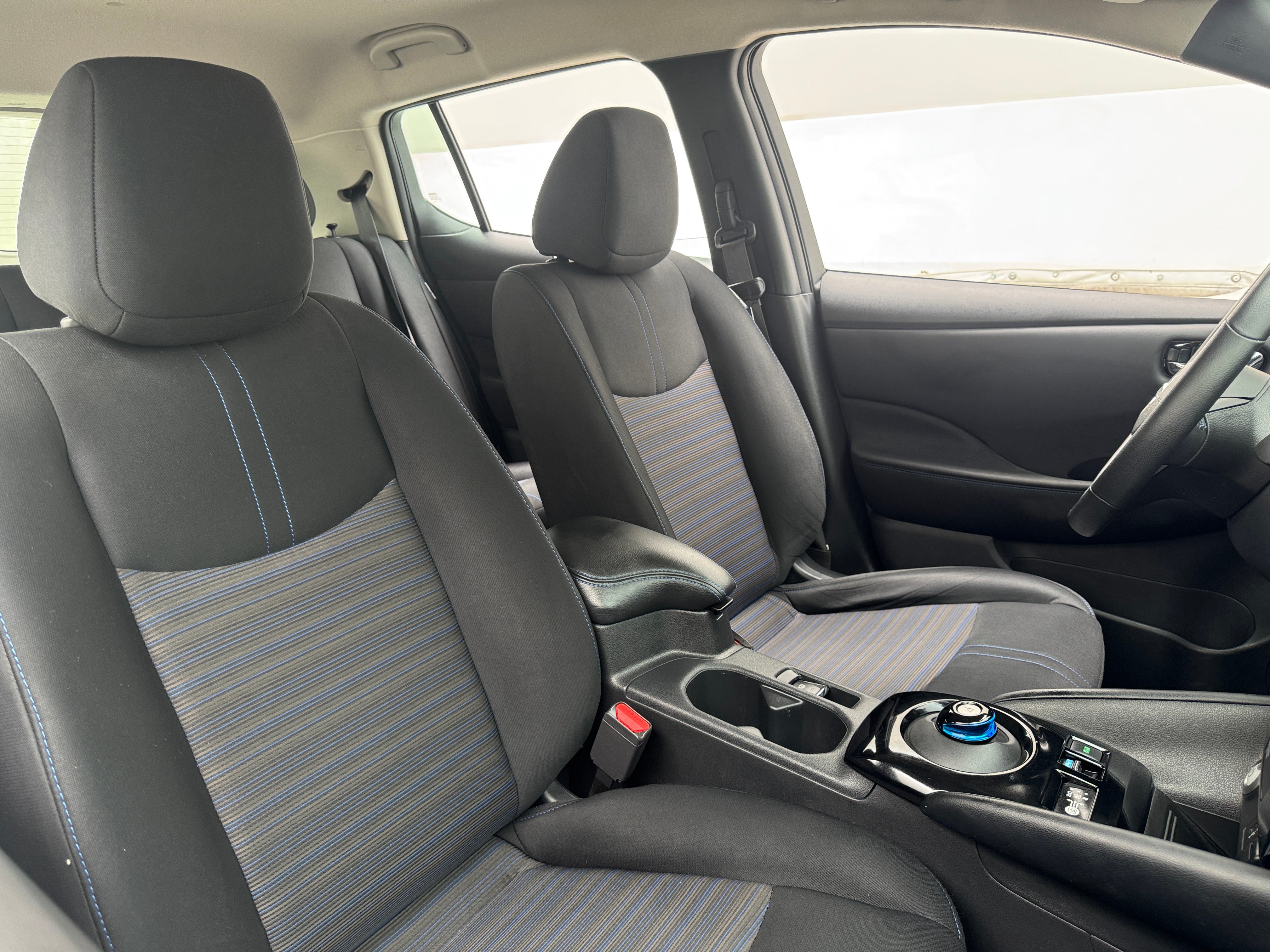 nissan leaf 2020 1N4AZ1CP4LC311383 image nissan leaf 2020 1N4AZ1CP4LC311383 image