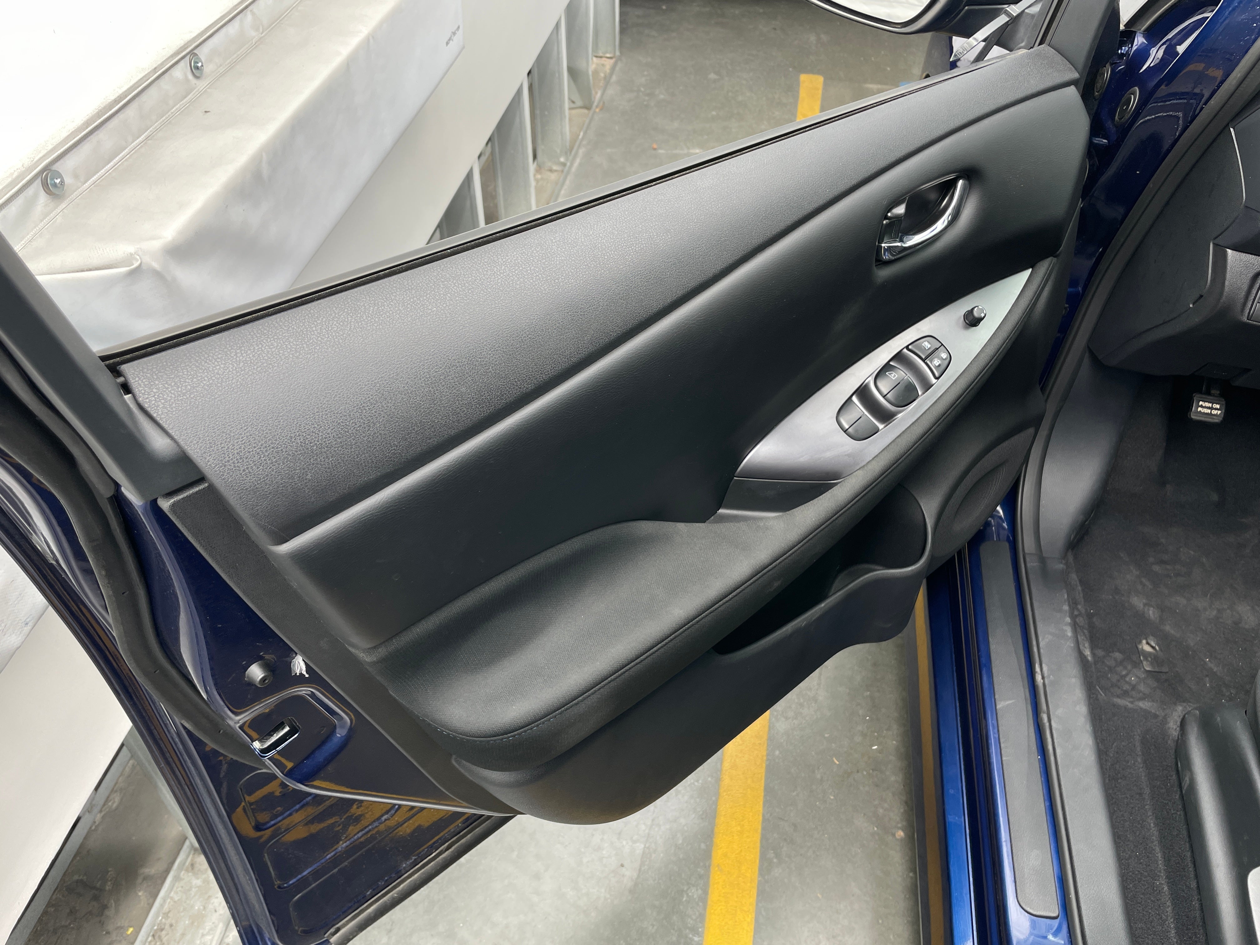nissan leaf 2025 1N4AZ1BV1SC550436 image nissan leaf 2025 1N4AZ1BV1SC550436 image