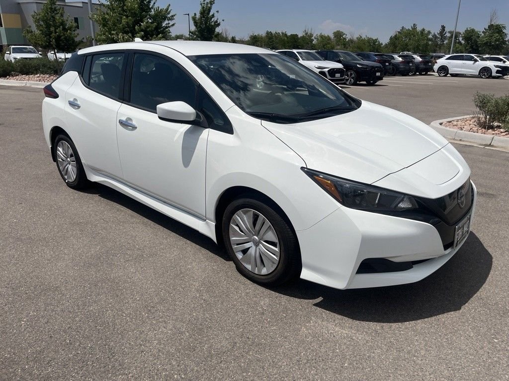 nissan leaf 2025 1N4AZ1BV1SC565972 image nissan leaf 2025 1N4AZ1BV1SC565972 image