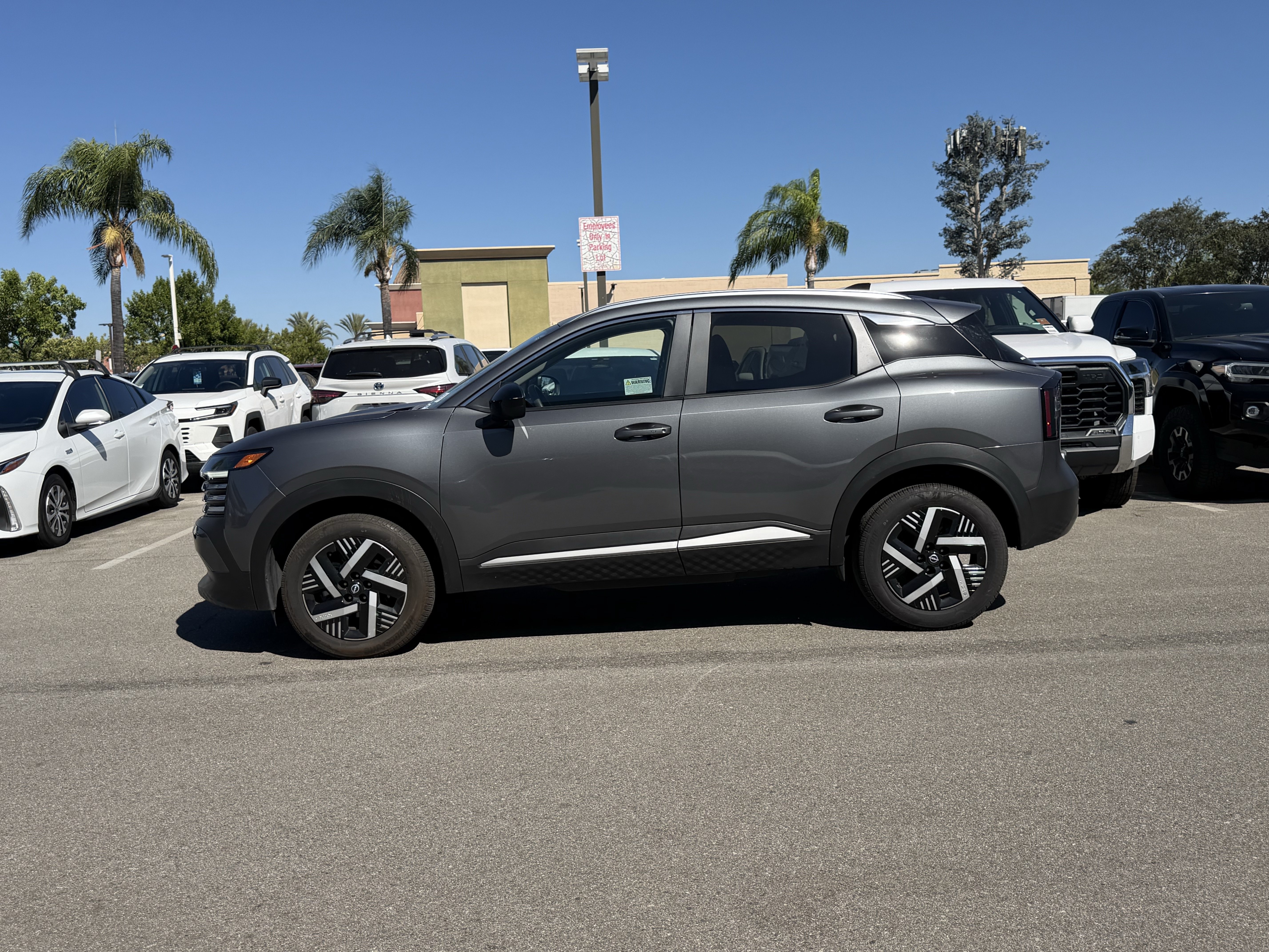 nissan kicks 2026 3N8AP6CE5TL302535 image nissan kicks 2026 3N8AP6CE5TL302535 image