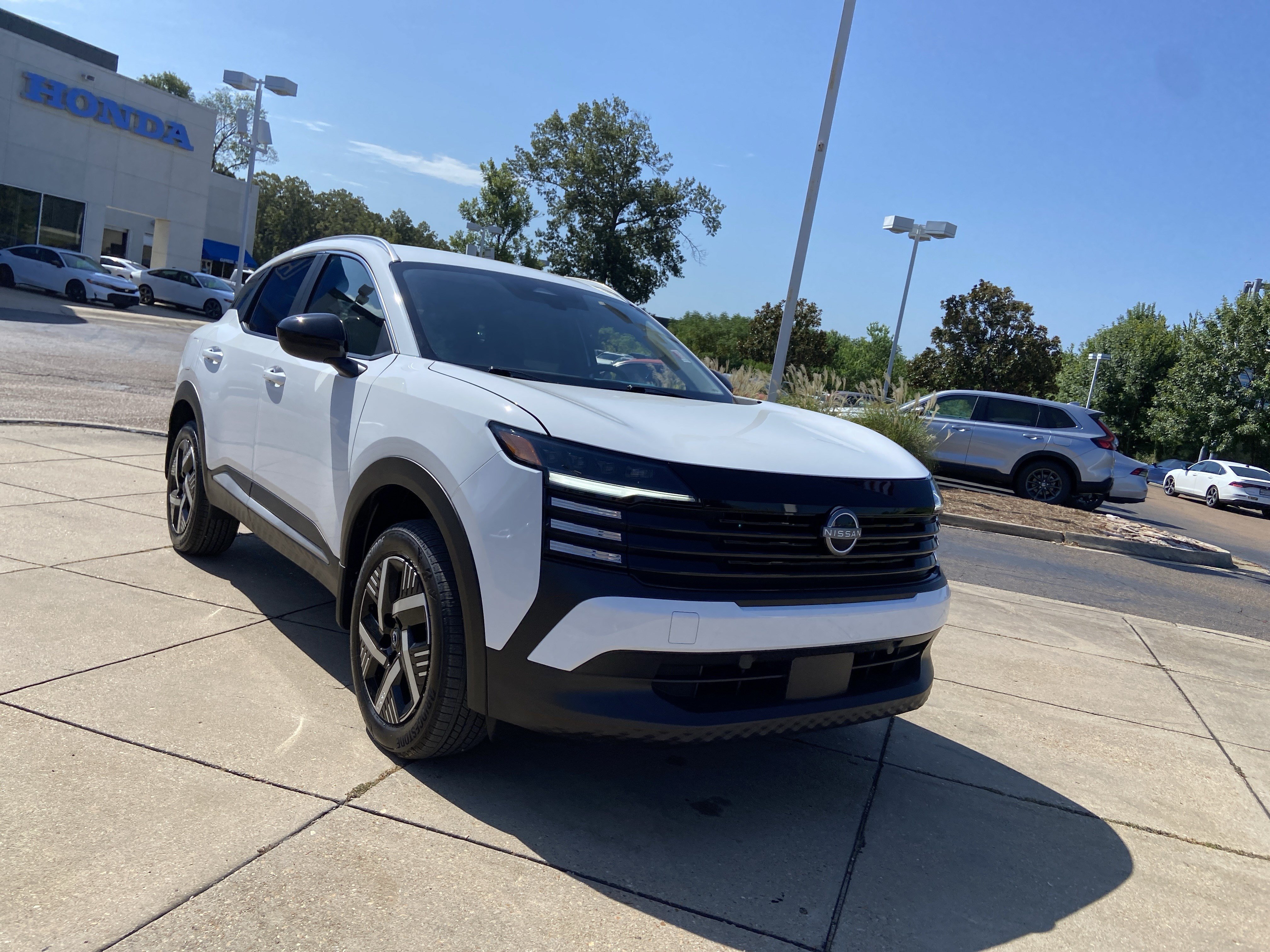 nissan kicks 2026 3N8AP6CE5TL366767 image nissan kicks 2026 3N8AP6CE5TL366767 image