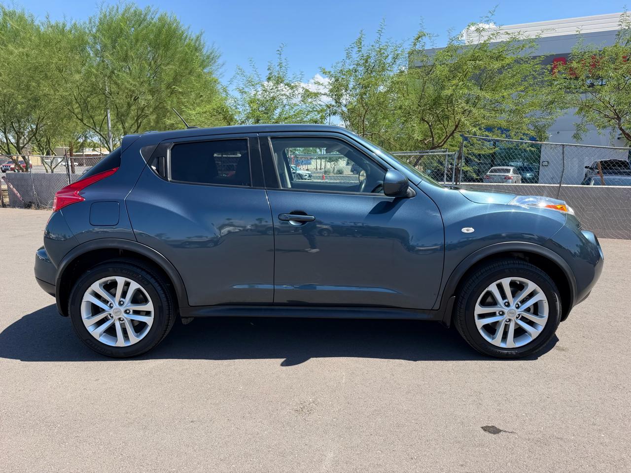 nissan juke 2012 JN8AF5MR2CT112055 image nissan juke 2012 JN8AF5MR2CT112055 image