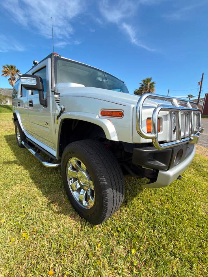 hummer h2 2009 5GRGN83299H101949 image hummer h2 2009 5GRGN83299H101949 image