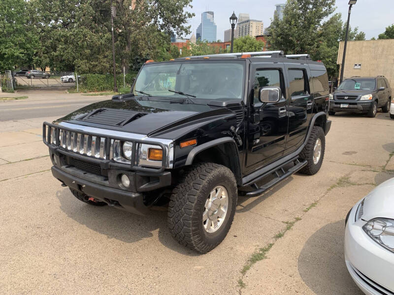 hummer h2 2004 5GRGN23U24H102867 image hummer h2 2004 5GRGN23U24H102867 image