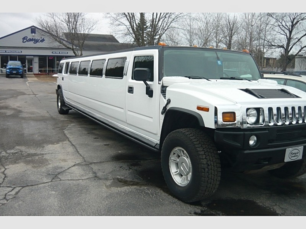 hummer h2 2004 5GRGN23U54H114091 image hummer h2 2004 5GRGN23U54H114091 image