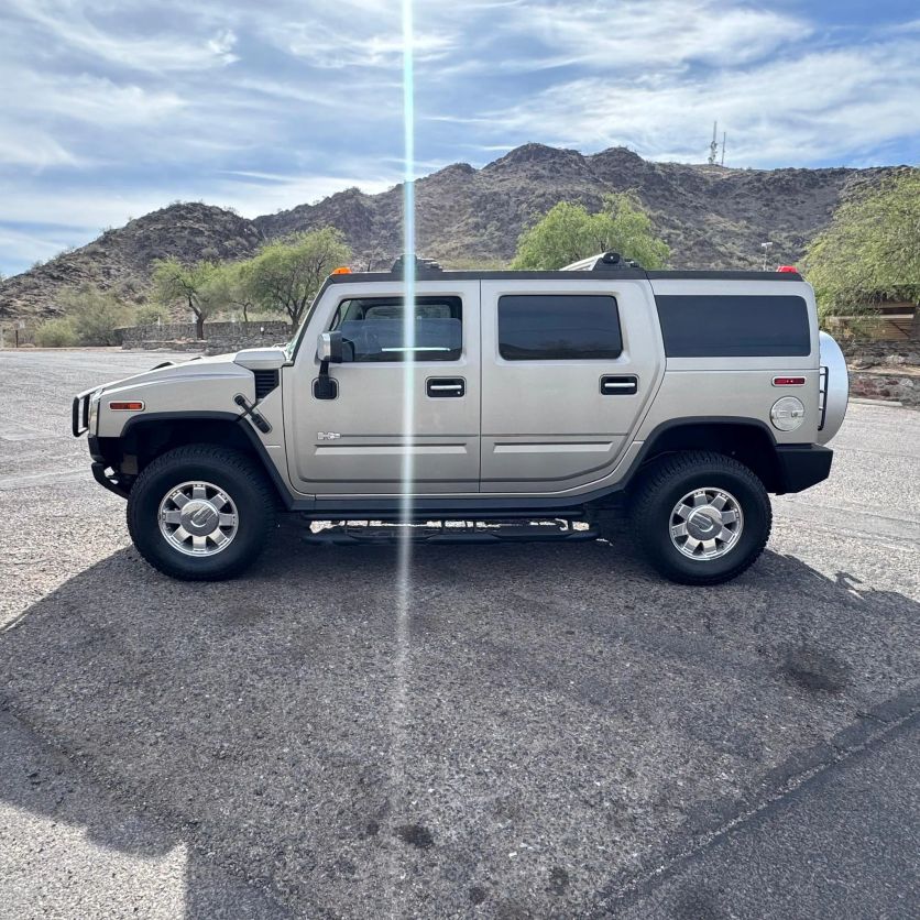 hummer h2 2004 5GRGN23U34H112825 image hummer h2 2004 5GRGN23U34H112825 image