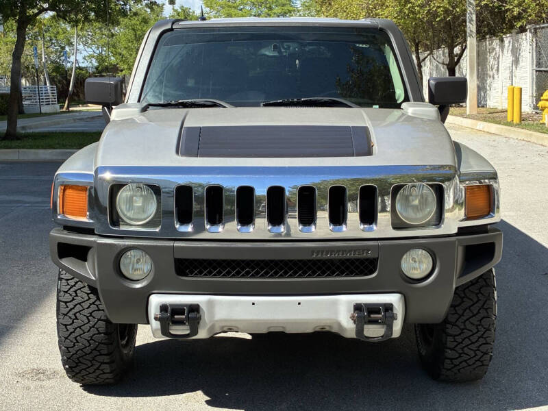 hummer h3 2009 5GTEN13E598109730 image hummer h3 2009 5GTEN13E598109730 image