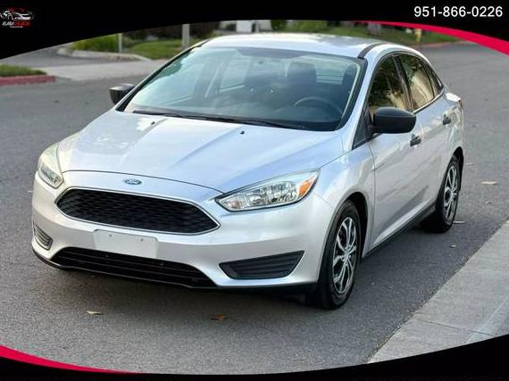 FORD FOCUS 2015 1FADP3E20FL288026 image