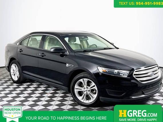 FORD TAURUS 2018 1FAHP2D82JG132170 image