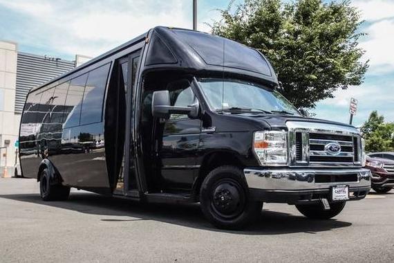 FORD E-450 2018 1FDXE4FS0JDC00396 image