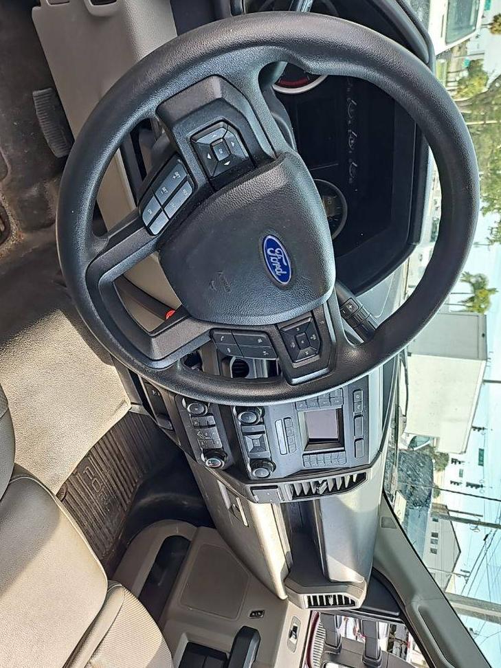 FORD F-550 2022 1FDUF5GT7NEE57956 image