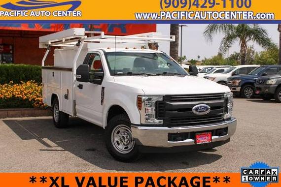 FORD F-350 2018 1FDBF3E66JEC62515 image