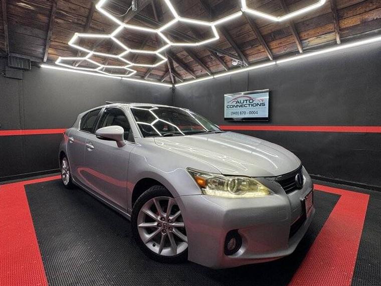 LEXUS CT 2011 JTHKD5BHXB2040198 image