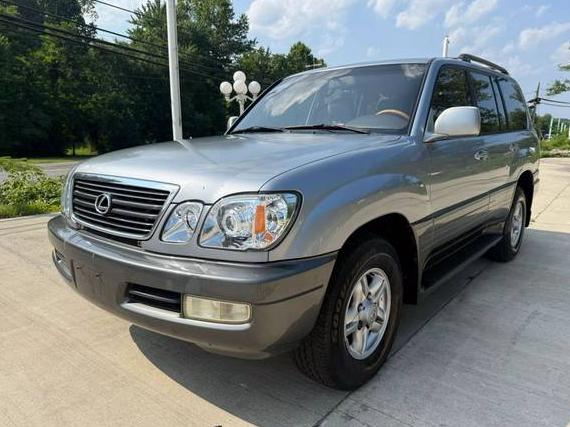 LEXUS LX 2002 JTJHT00WX23513964 image LEXUS LX 2002 JTJHT00WX23513964 image