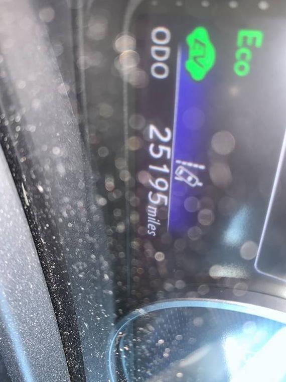 LEXUS UX 2023 JTHB6JBH2P2134294 image LEXUS UX 2023 JTHB6JBH2P2134294 image