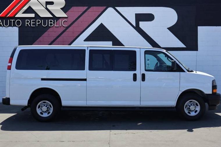 CHEVROLET EXPRESS 2023 1GAZGNFP2P1178803 image