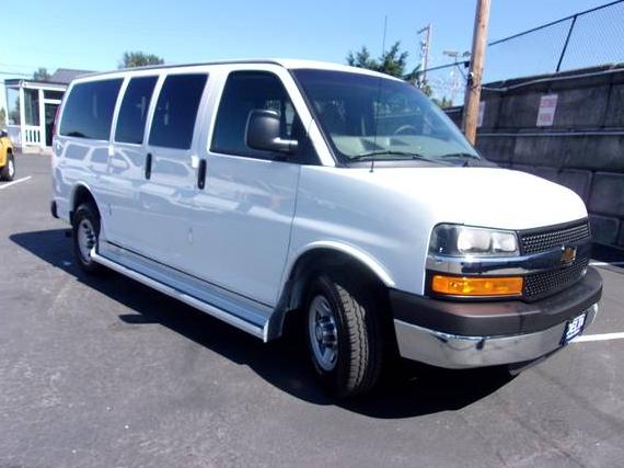 CHEVROLET EXPRESS 2016 1GAZGMFG0G1308099 image
