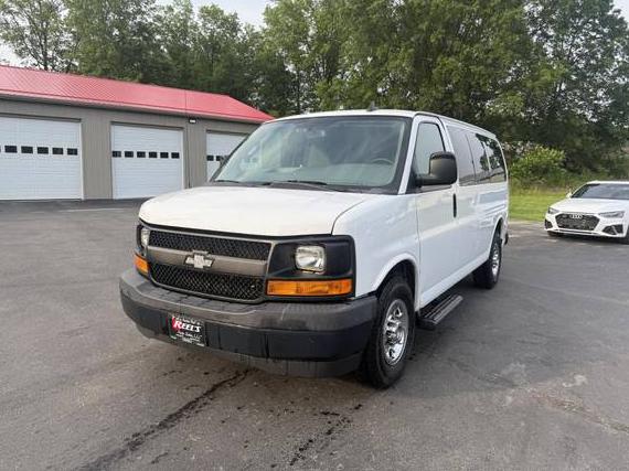 CHEVROLET EXPRESS 2017 1GAWGEFF4H1297075 image