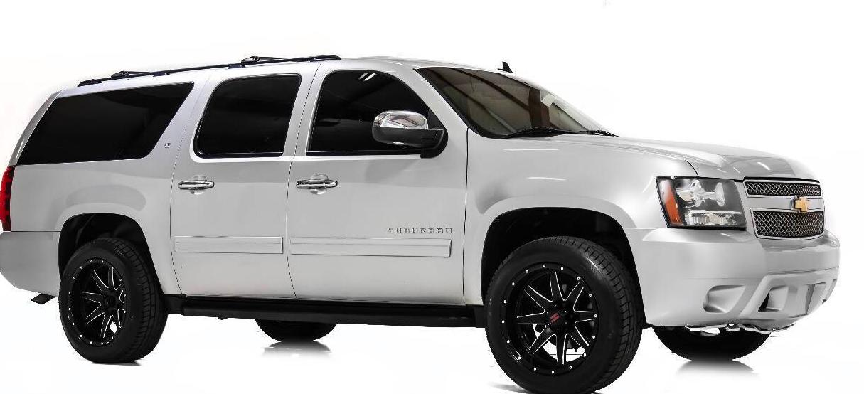 CHEVROLET SUBURBAN 2011 1GNSCJE06BR349989 image