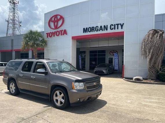 CHEVROLET SUBURBAN 2011 1GNSCKE00BR126529 image