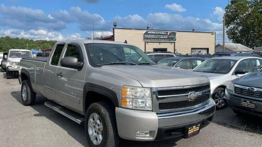 CHEVROLET SILVERADO 2007 1GCEC19037E592772 image