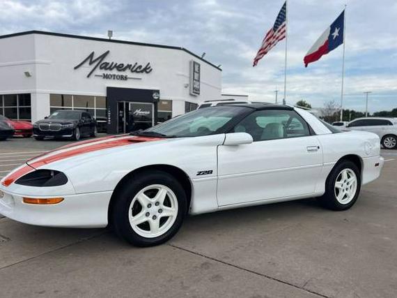 CHEVROLET CAMARO 1997 2G1FP22P2V2140657 image