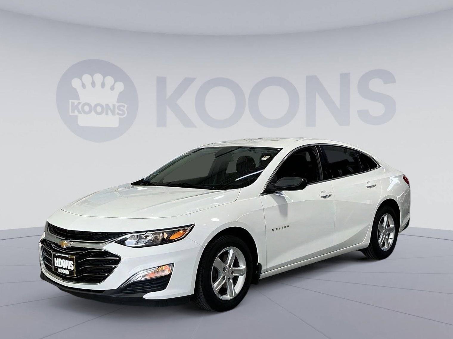 CHEVROLET MALIBU 2020 1G1ZB5ST0LF024802 image