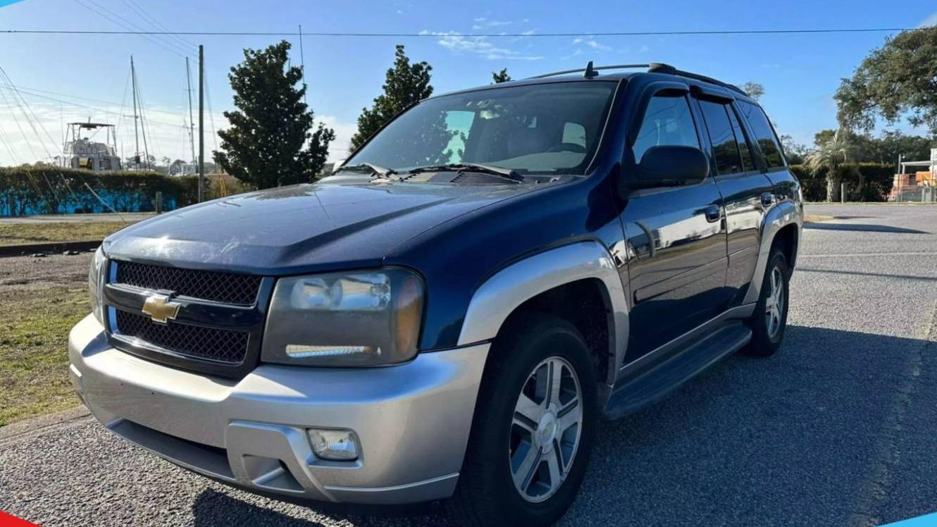 CHEVROLET TRAILBLAZER 2007 1GNDT13SX72105517 image