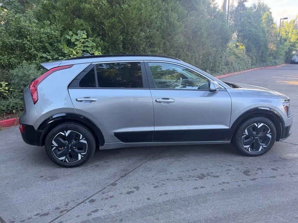 kia niro 2023 KNDCT3L10P5035399 image kia niro 2023 KNDCT3L10P5035399 image