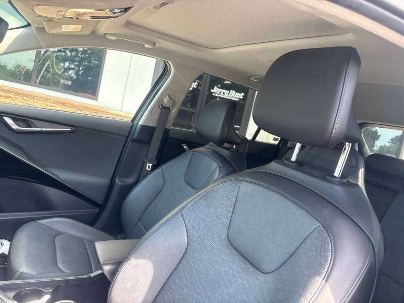 kia niro 2023 KNDCT3L10P5039372 image kia niro 2023 KNDCT3L10P5039372 image
