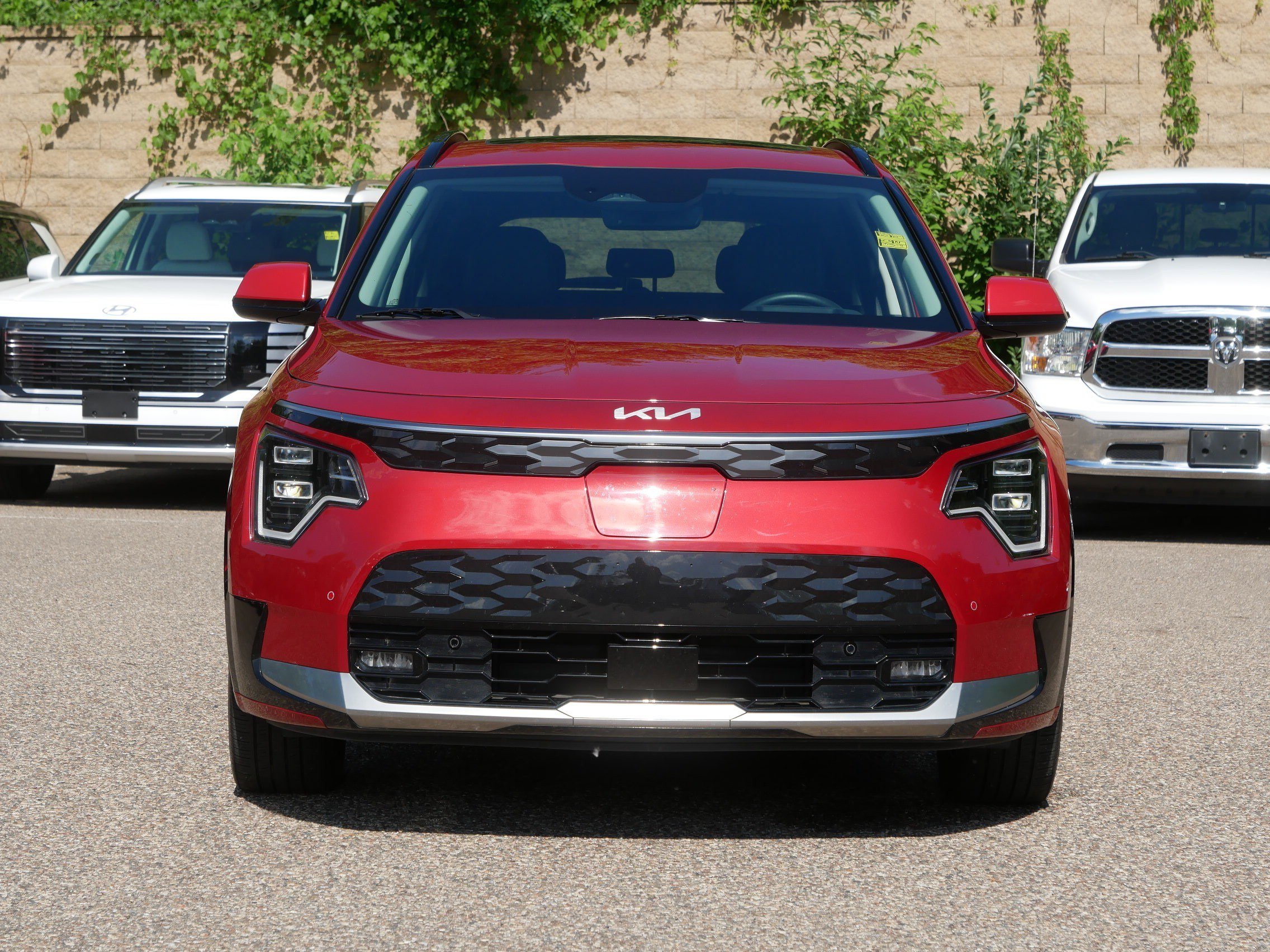 kia niro 2023 KNDCT3L12P5043200 image kia niro 2023 KNDCT3L12P5043200 image
