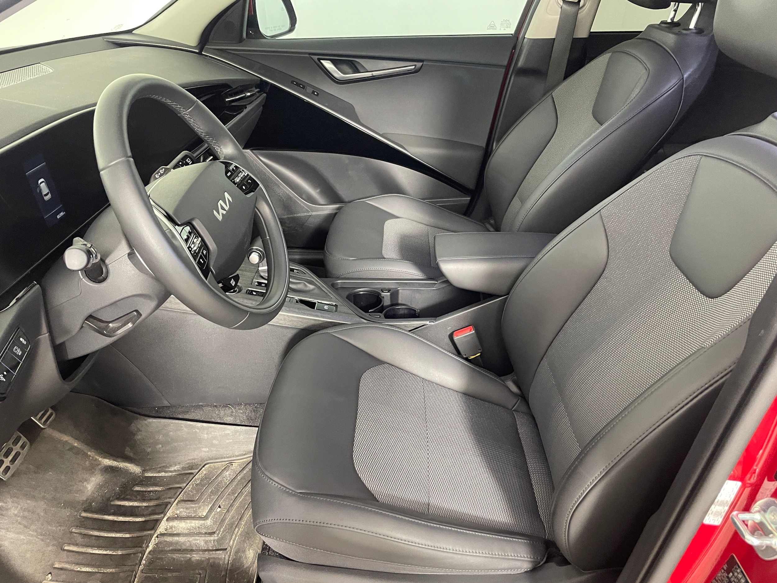 kia niro 2023 KNDCR3LE5P5098418 image kia niro 2023 KNDCR3LE5P5098418 image