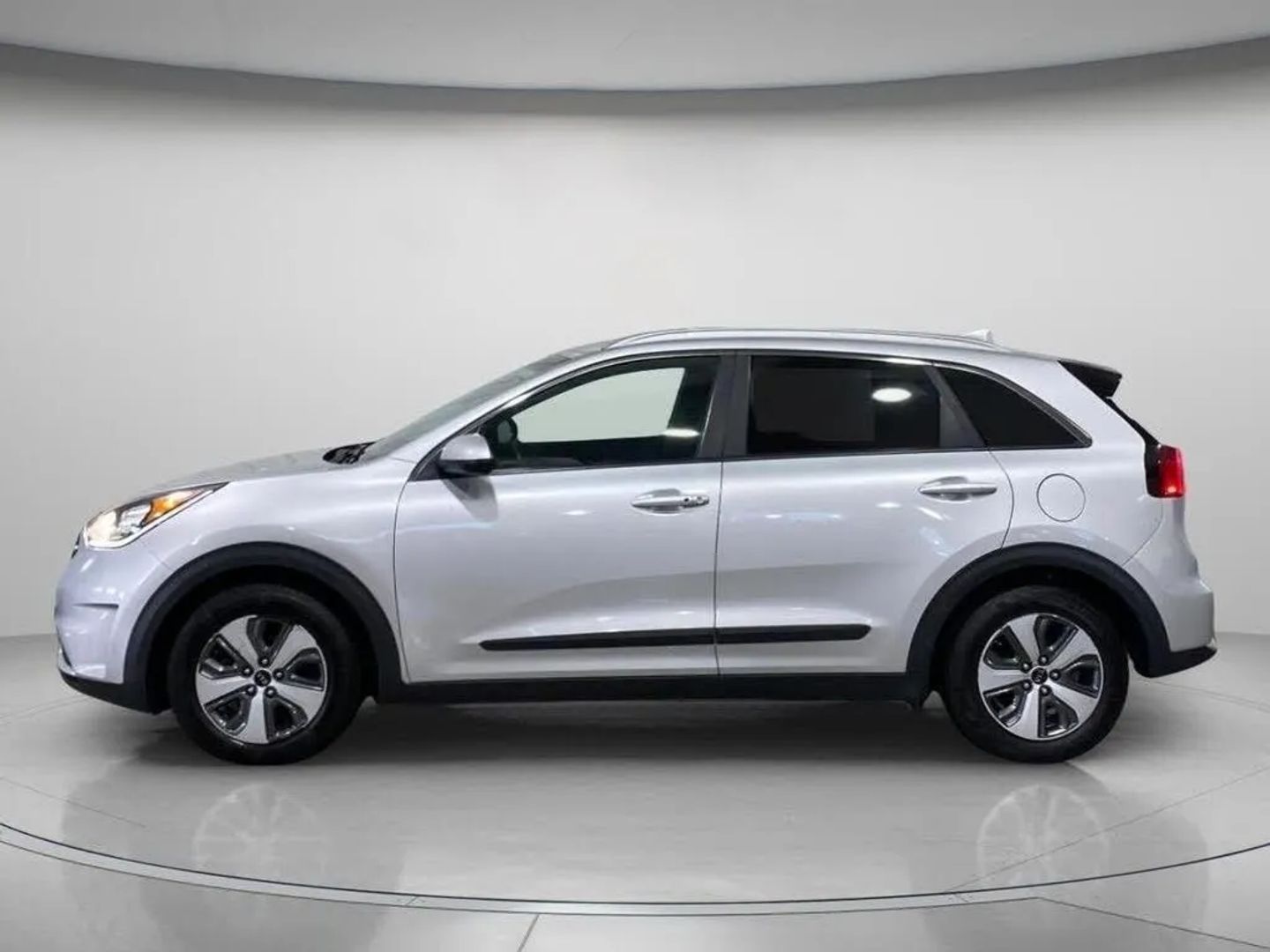 kia niro 2018 KNDCB3LC4J5127417 image kia niro 2018 KNDCB3LC4J5127417 image