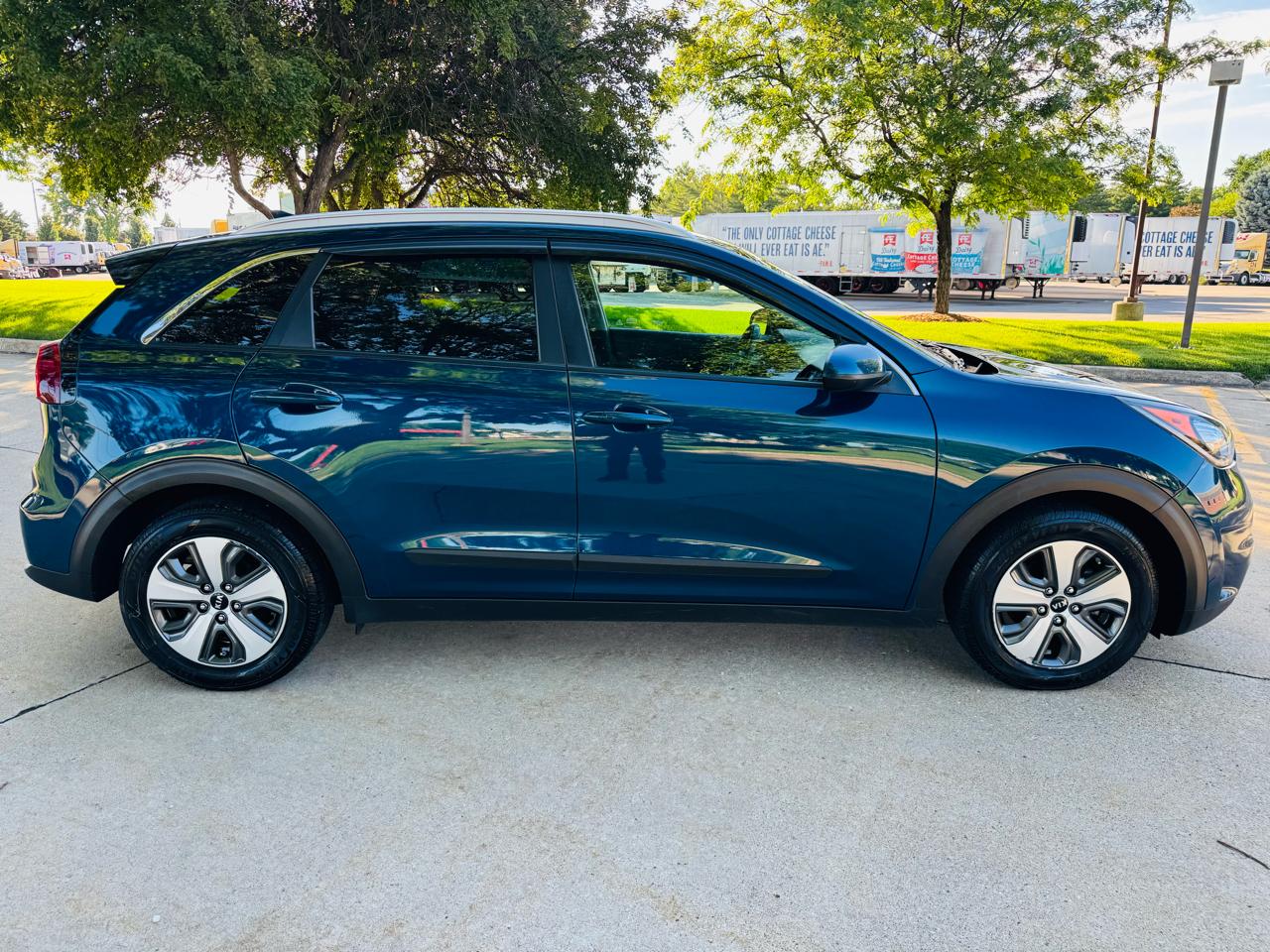 kia niro 2018 KNDCB3LC5J5200679 image kia niro 2018 KNDCB3LC5J5200679 image