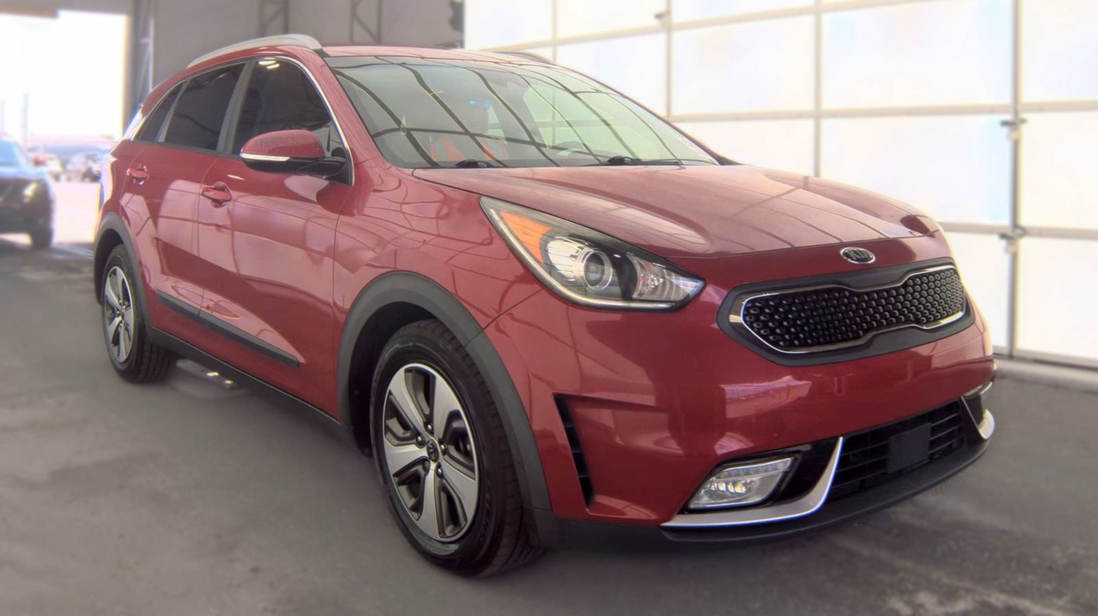 kia niro 2018 KNDCC3LC2J5119717 image kia niro 2018 KNDCC3LC2J5119717 image