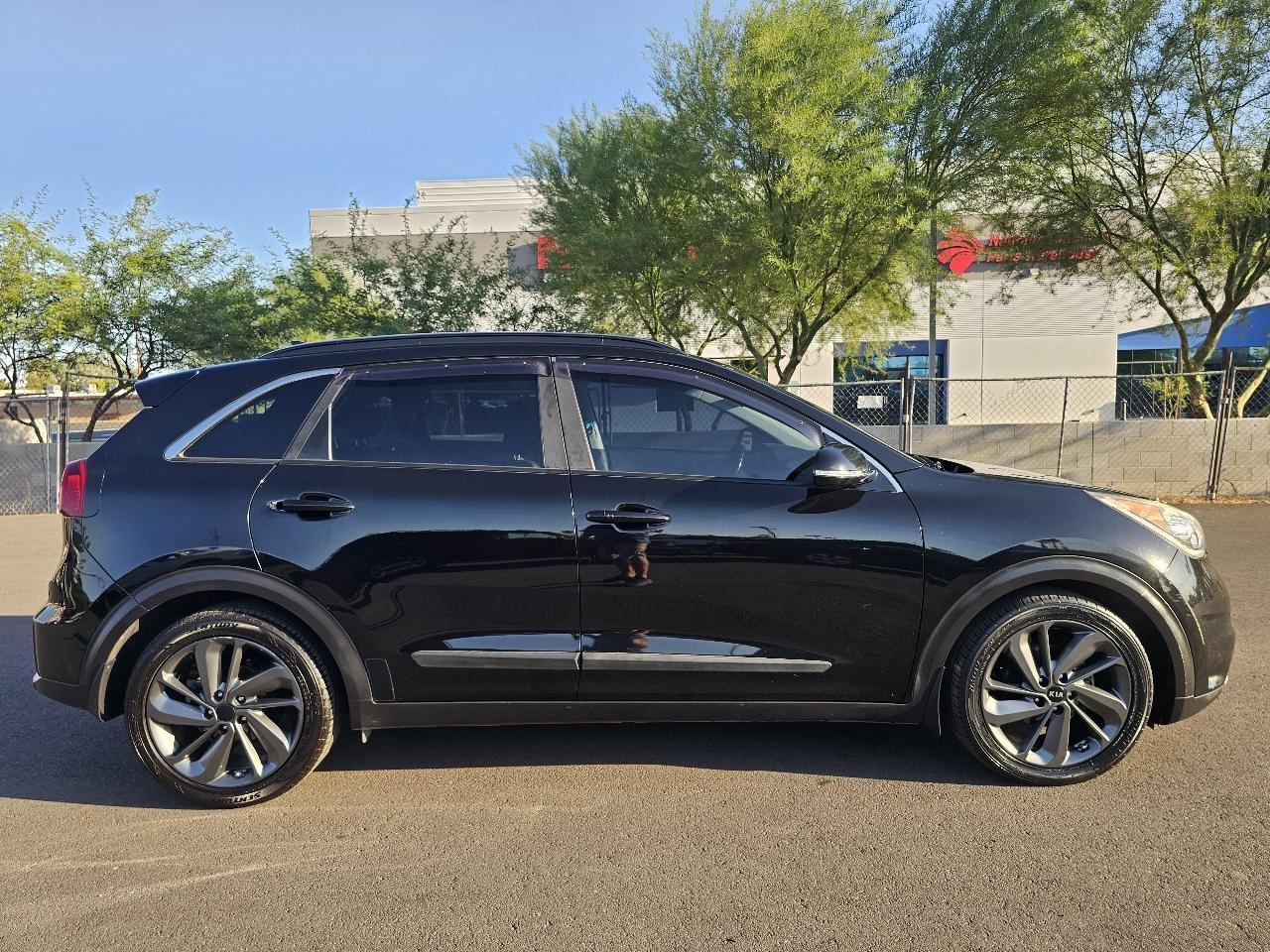 kia niro 2017 KNDCC3LC5H5070006 image kia niro 2017 KNDCC3LC5H5070006 image