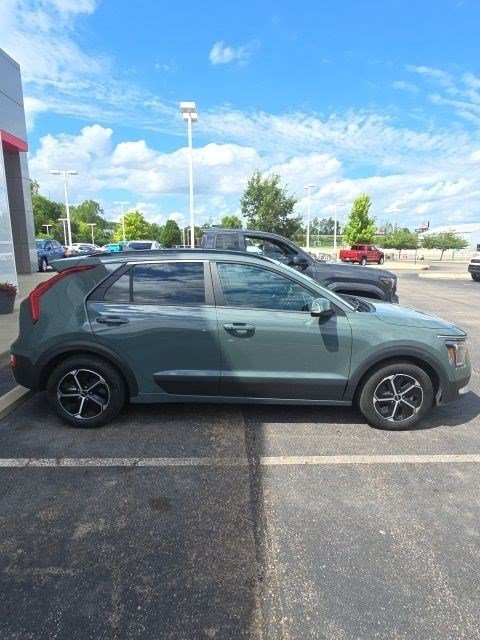 kia niro 2024 KNDCR3LE8R5192571 image kia niro 2024 KNDCR3LE8R5192571 image