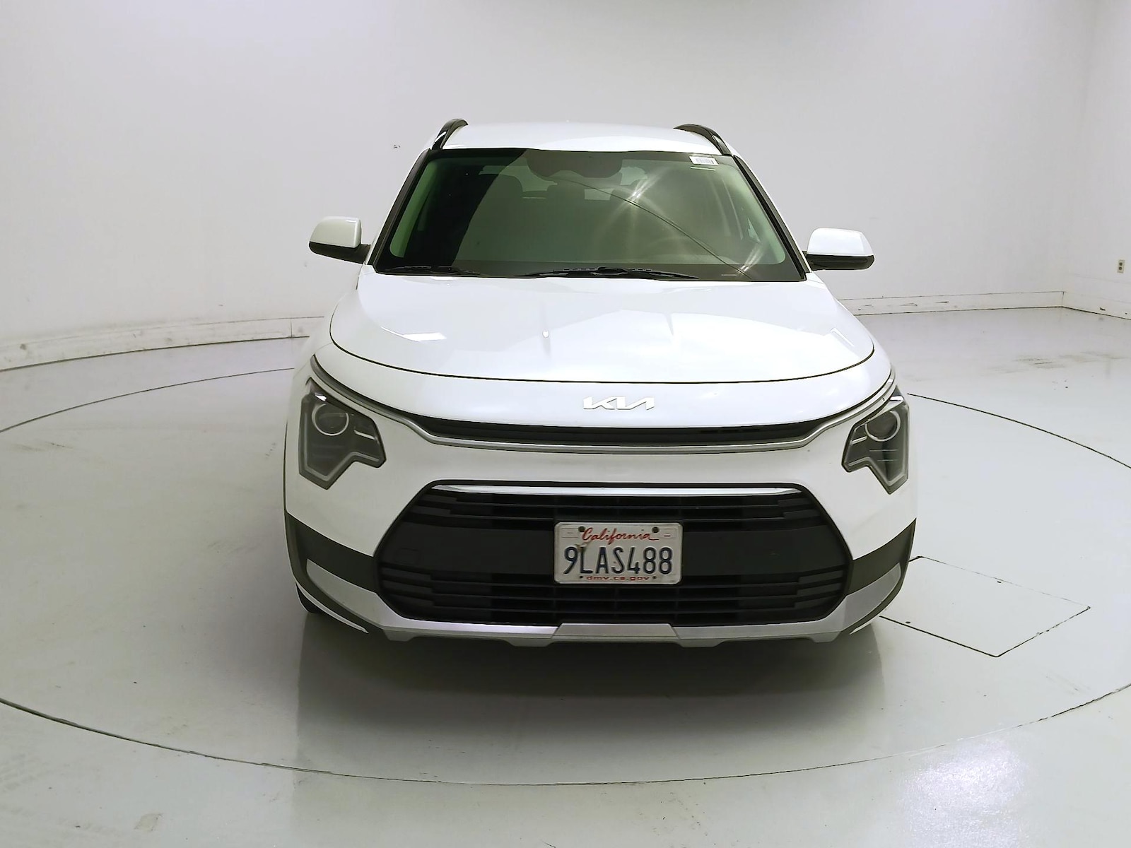 kia niro 2024 KNDCP3LE1R5155643 image kia niro 2024 KNDCP3LE1R5155643 image