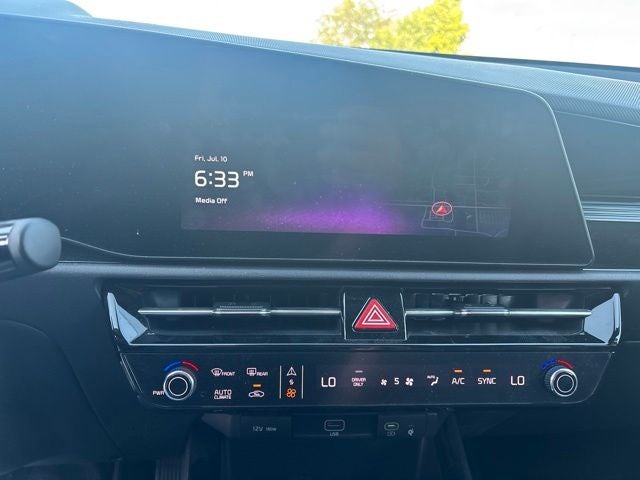 kia niro 2024 KNDCS3LF5R5189415 image kia niro 2024 KNDCS3LF5R5189415 image
