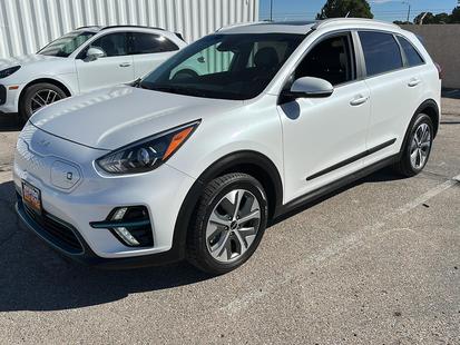 kia niro 2022 KNDCE3LG4N5156318 image kia niro 2022 KNDCE3LG4N5156318 image