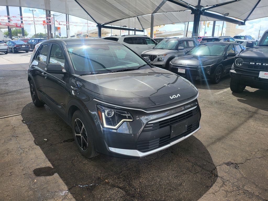 kia niro 2025 KNDCP3LE5S5294065 image kia niro 2025 KNDCP3LE5S5294065 image