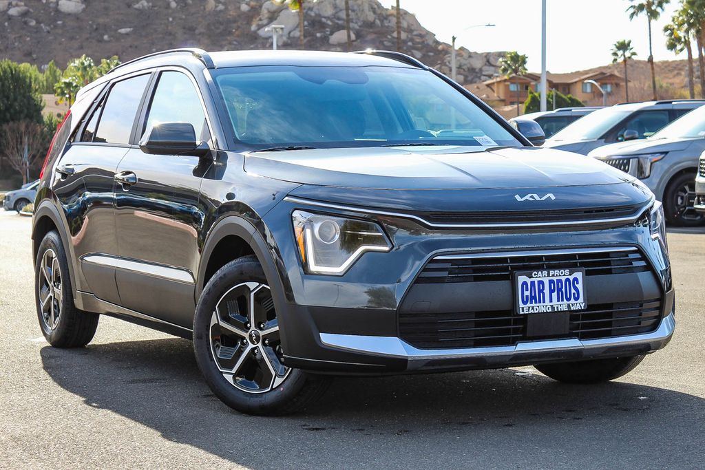 kia niro 2025 KNDCR3LE1S5261686 image kia niro 2025 KNDCR3LE1S5261686 image