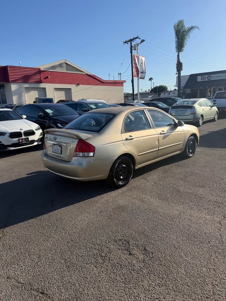 kia spectra 2009 KNAFE221995659351 image kia spectra 2009 KNAFE221995659351 image