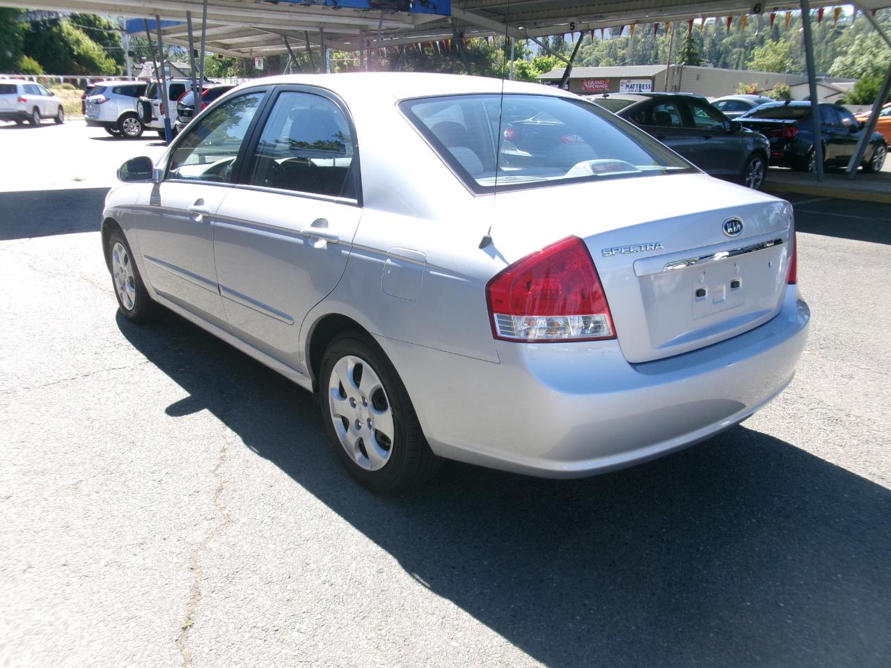 kia spectra 2007 KNAFE121475404310 image kia spectra 2007 KNAFE121475404310 image