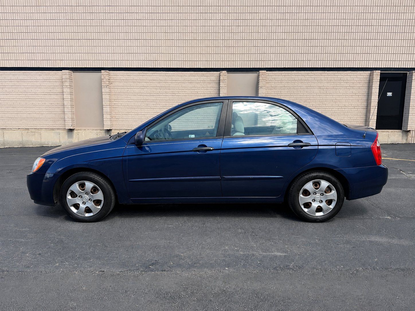 kia spectra 2006 KNAFE121865311711 image kia spectra 2006 KNAFE121865311711 image