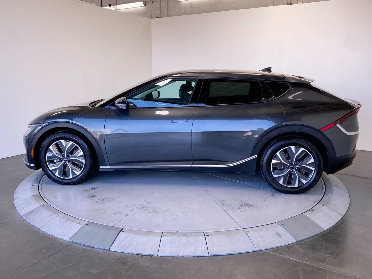 kia ev6 2024 KNDC34LB5R5211297 image kia ev6 2024 KNDC34LB5R5211297 image
