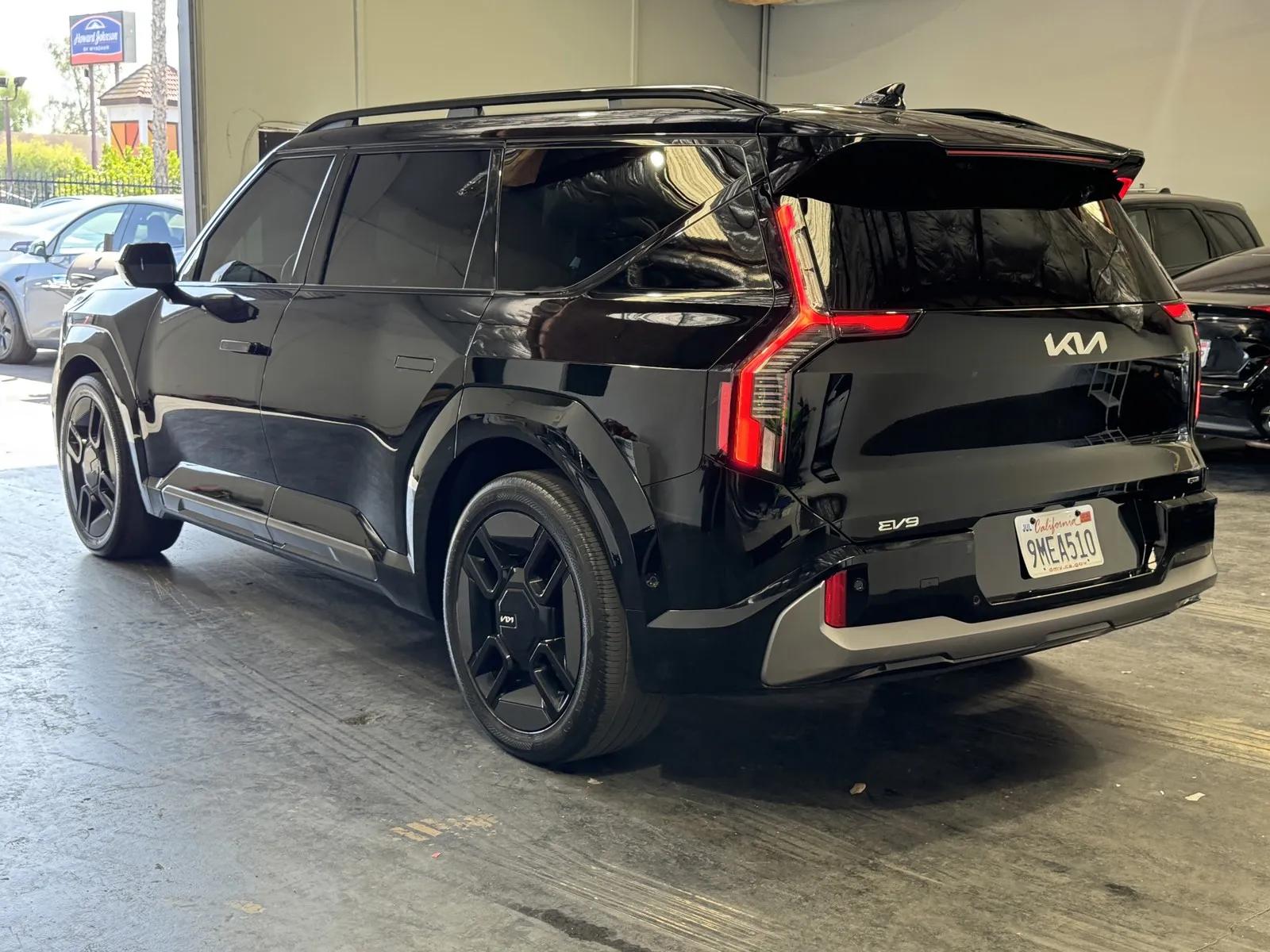 kia ev9 2024 KNDAEFS59R6039925 image kia ev9 2024 KNDAEFS59R6039925 image