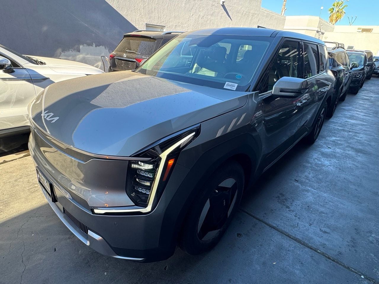 kia ev9 2024 KNDAA5S22R6043214 image kia ev9 2024 KNDAA5S22R6043214 image