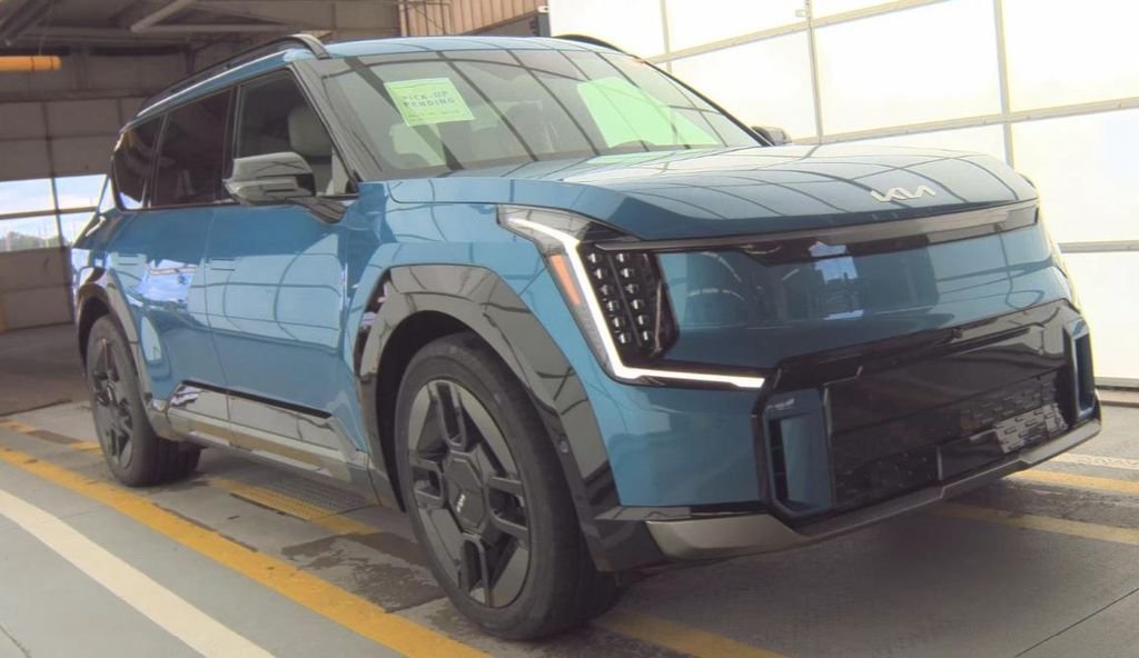 kia ev9 2024 KNDAEFS59R6030593 image kia ev9 2024 KNDAEFS59R6030593 image